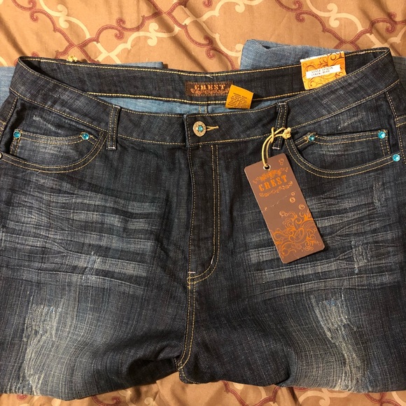 Capris - Picture 5 of 6